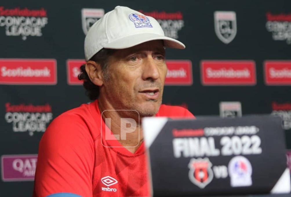 Pedro Troglio: “Tengo unas ganas enormes de ganar la Liga Concacaf”
