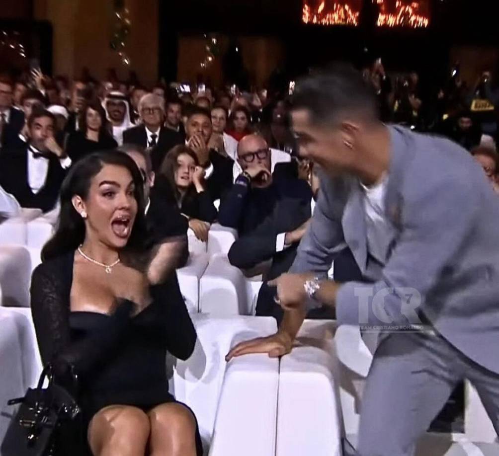 La viral reacción de Georgina Rodríguez al ver a Cristiano Ronaldo ganar uno de sus premios en los Globe Soccer Awards.