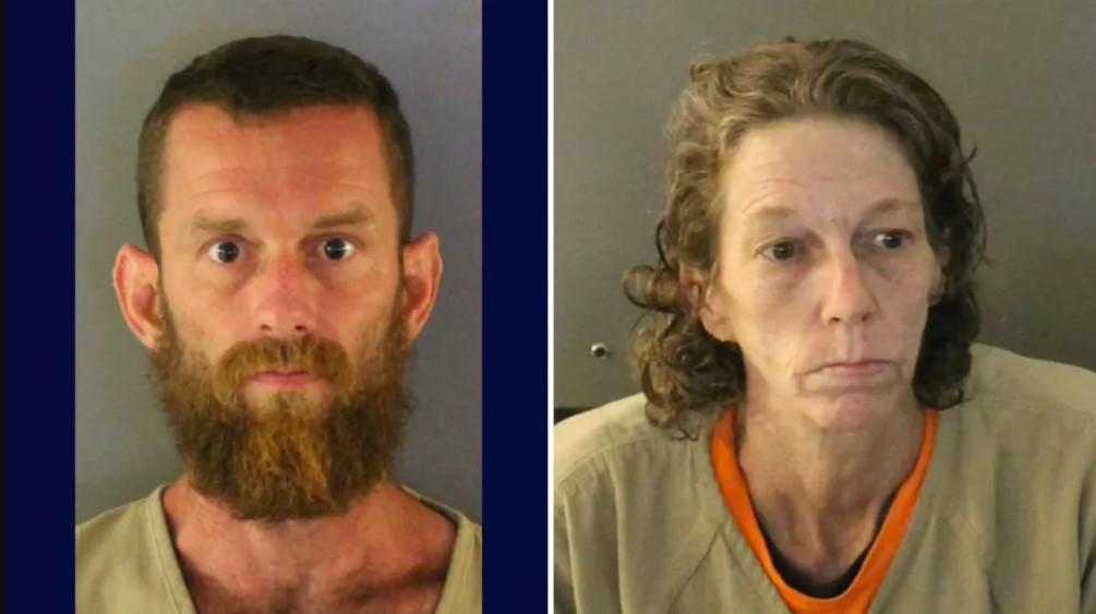 Hombre no reportó muerte de su madre; estuvo con el cadáver varios días