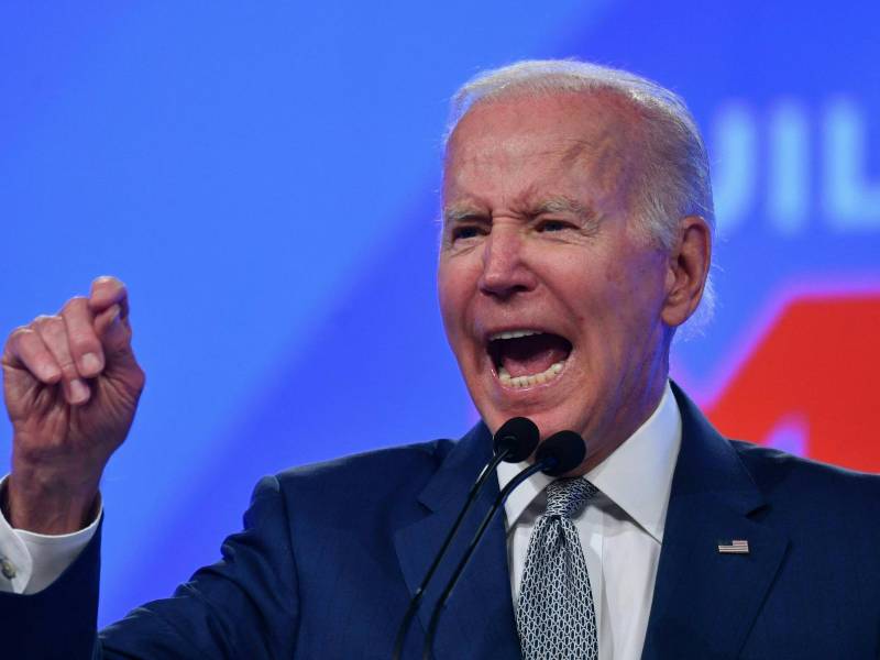 El presidente estadounidense, Joe Biden, ha sido duramente criticado por la inflación y los altos precios de los combustbles y alimentos en EEUU.