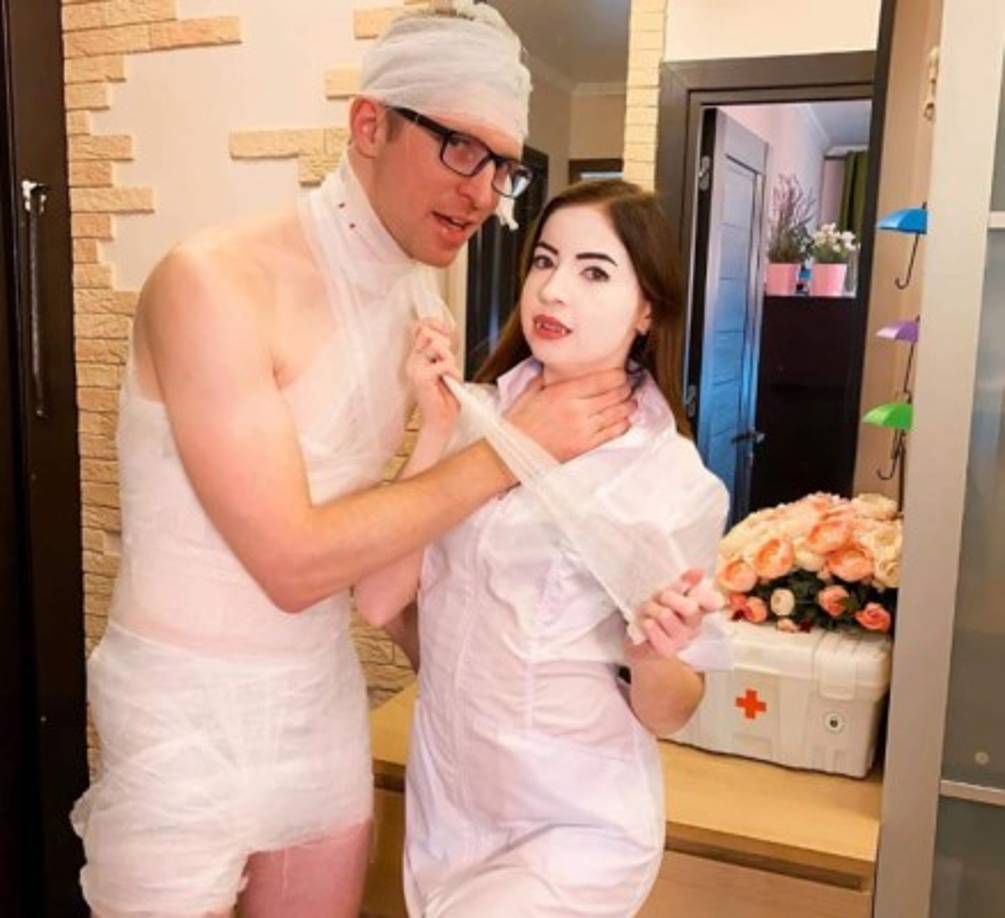 El hielo seco estaba destinado a crear una nube de niebla sobre la piscina y así tener un paisaje increíble para tomarse fotos.