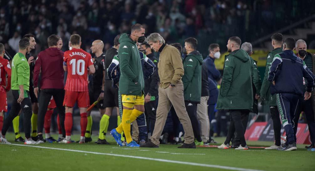 Copa del Rey: Suspendido el Betis- Sevilla tras agresión de afición a futbolista