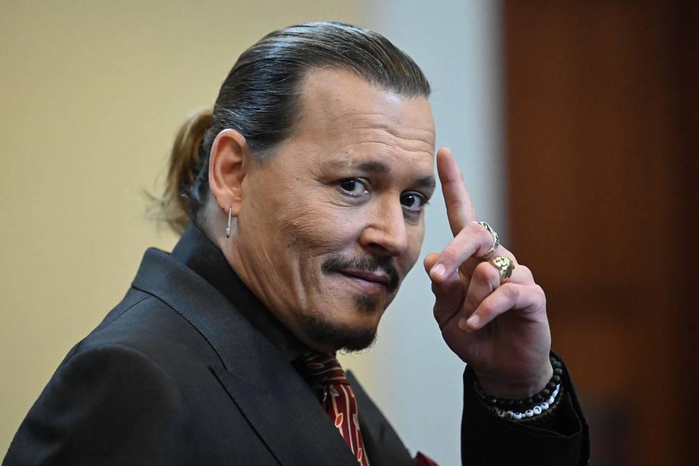 Johnny Depp volverá a dirigir una película 25 años después