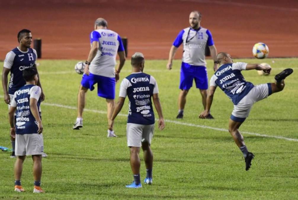 La selección hondureña luce motivada y se reportan listos para recibir a la Chile que dirige Reinaldo Rueda.