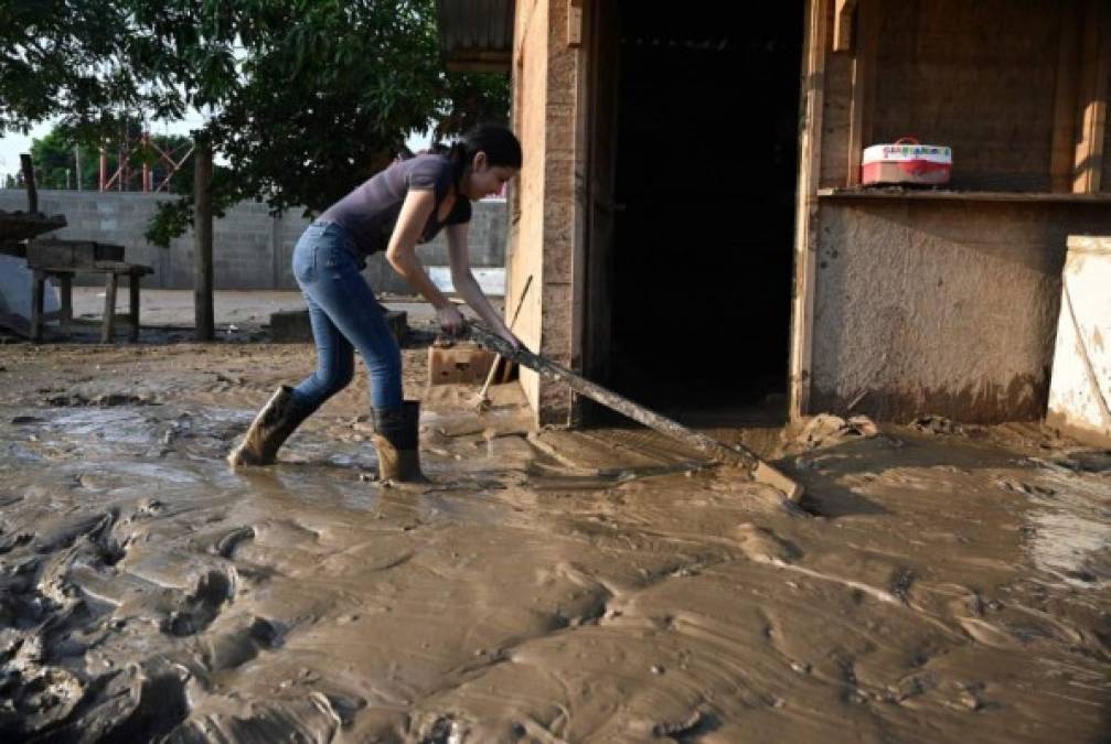 En La Lima sus vecinos luchan por sobrevivir en medio de la calamidad.