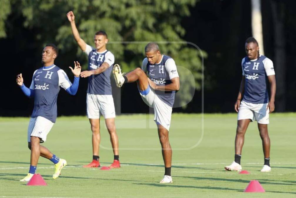 Eddie Hernández: Sería el centro-delantero de Honduras ante Jamaica. El atacante del Olimpia será la gran sorpresa de la H.