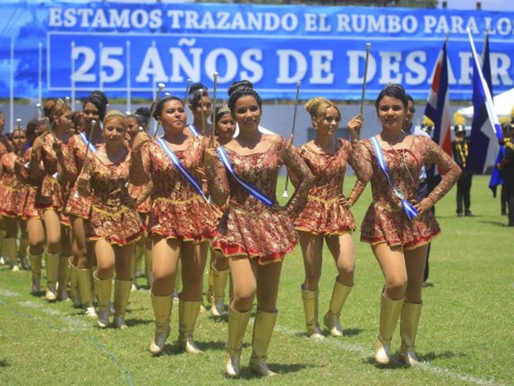 Las 20 palillonas más lindas de los desfiles de Honduras - Diario La Prensa