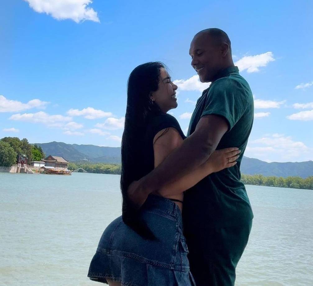 Por medio de sus redes sociales, el delantero ecuatoriano Juan Anangonó presentó en el 2022 a su pareja.