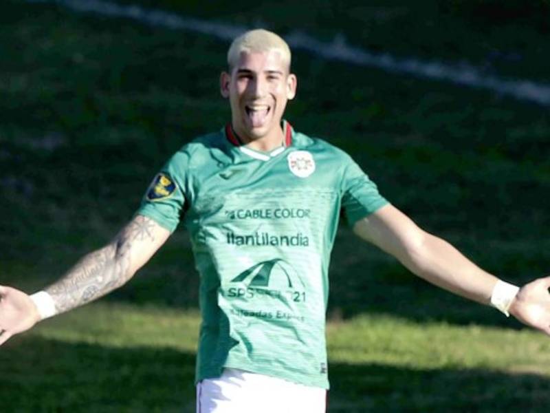 Ryduan Palermo tuvo un paso fugaz por el Marathón en los dos torneos que disputó.