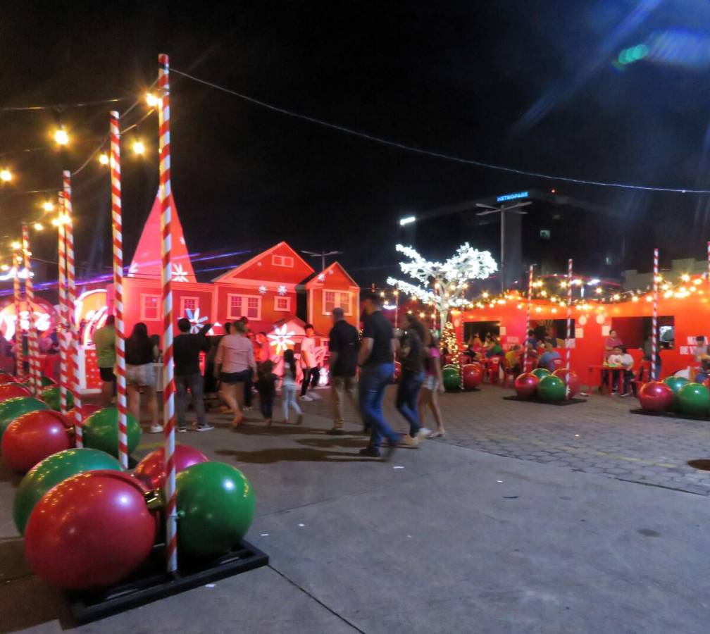 La Caravana Coca-Cola este año celebró el Espíritu de Santa.