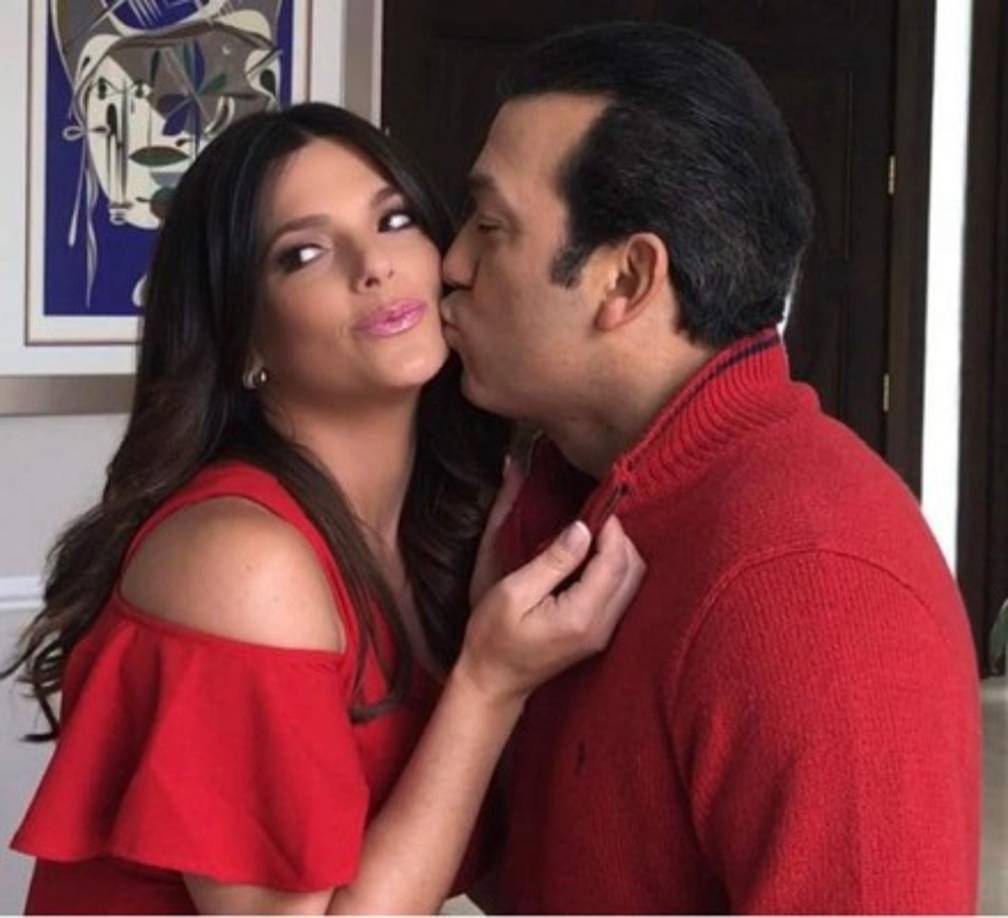 Los famosos celebran el Día del amor y la amistad con hermosos mensajes para sus parejas en las redes sociales. Bárbara Bermudo posteó en Instagram: 'Dios pone personas en nuestras vidas para enseñarnos, inspirarnos, edificarnos, ayudarnos a crecer, hacernos reír y para hacernos fuerte. Gracias @marioandresmoreno hoy y todos los días celebro nuestro amor. Te amo con todas mis fuerzas. También celebro la amistad incondicional de todos ustedes, gracias por tanto amor'.