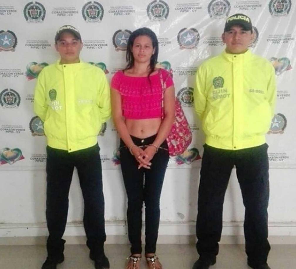 Aunque se especula que pudo haber estado involucrada en actividades violentas, "La Diabla" desempeñó principalmente un papel como informante de "inteligencia" para los narcomilitares del Clan Úsuga. Su labor consistía en proporcionar información crucial que facilitaba la ejecución de personas señaladas por los líderes del cartel. Este papel en la organización la llevó a ser investigada y posteriormente arrestada cuando tenía 22 años.