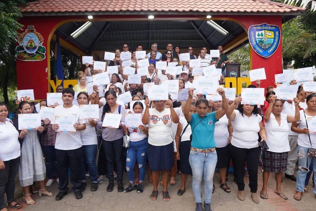 El Programa “Yo sí Puedo” es impulsado por la Secretaría de Educación en los 18 departamentos de Honduras con el objetivo de erradicar el analfabetismo.