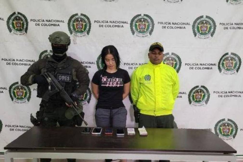 Además de “La Flaca”, quien fue detenida la semana pasada, también fueron judicializadas las hermanas Erica Patricia y Olga Stella Villamizar Anaya, a las que la Fiscalía acusa de enviar millonarias sumas de dinero desde Medellín hacia Montería y Cali.