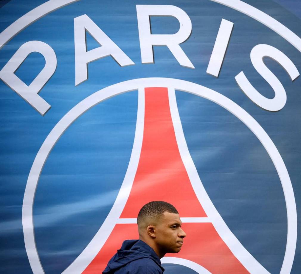 Otra de las promesas del PSG a Kylian Mbappé es que planea darle la cinta de capitán.