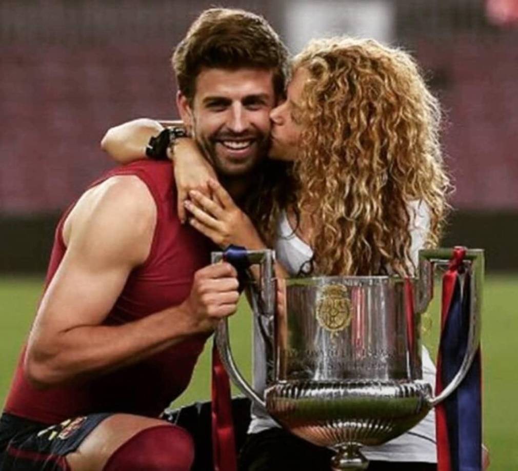 La revista Cuore, además, aporta detalles de cómo es la joven con la que Piqué habría sido infiel a Shakira.