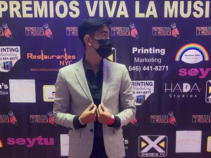 El tiktoker hondureño Leonel Villanueva manifestó su alegría en redes sociales.