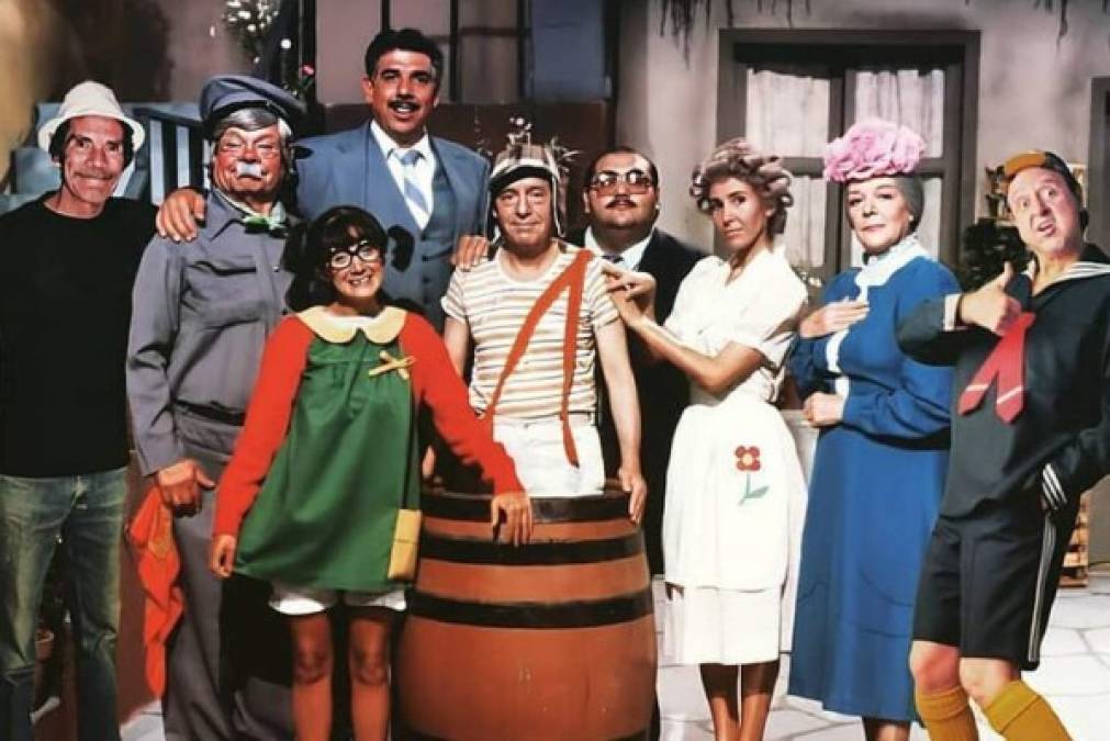 La salida del aire de 'El Chavo del 8', era tendencia en Twitter con numerosos mensajes de pesar de televidentes de países de habla hispana, en los cuales se resaltaban valores fomentados por el programa, como la amistad, la solidaridad y la honestidad.<br/>