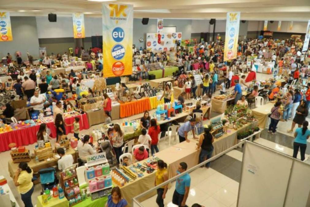 Emprendedores hondureños. Imagen del Bazar del Sábado, programa de la Cámara de Comercio e Industrias de Cortés (CCIC).