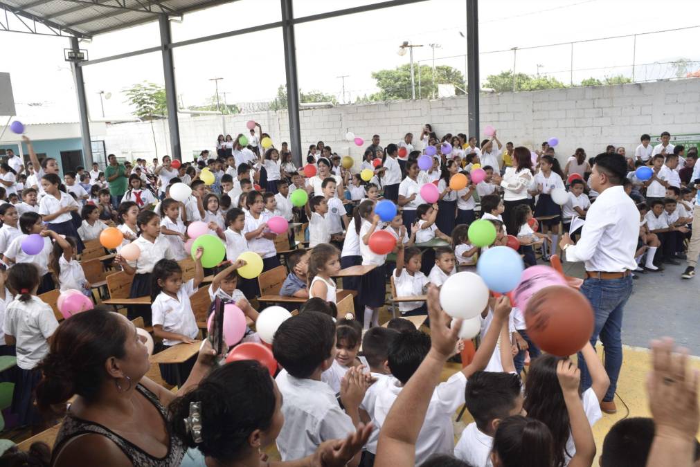 Agregó que este es el segundo proyecto más grande realizado por su fundación, solo precedido por su Villa Soleada, por lo que lleva muchos fondos y realizará muchas campañas y espera el apoyo de la población.