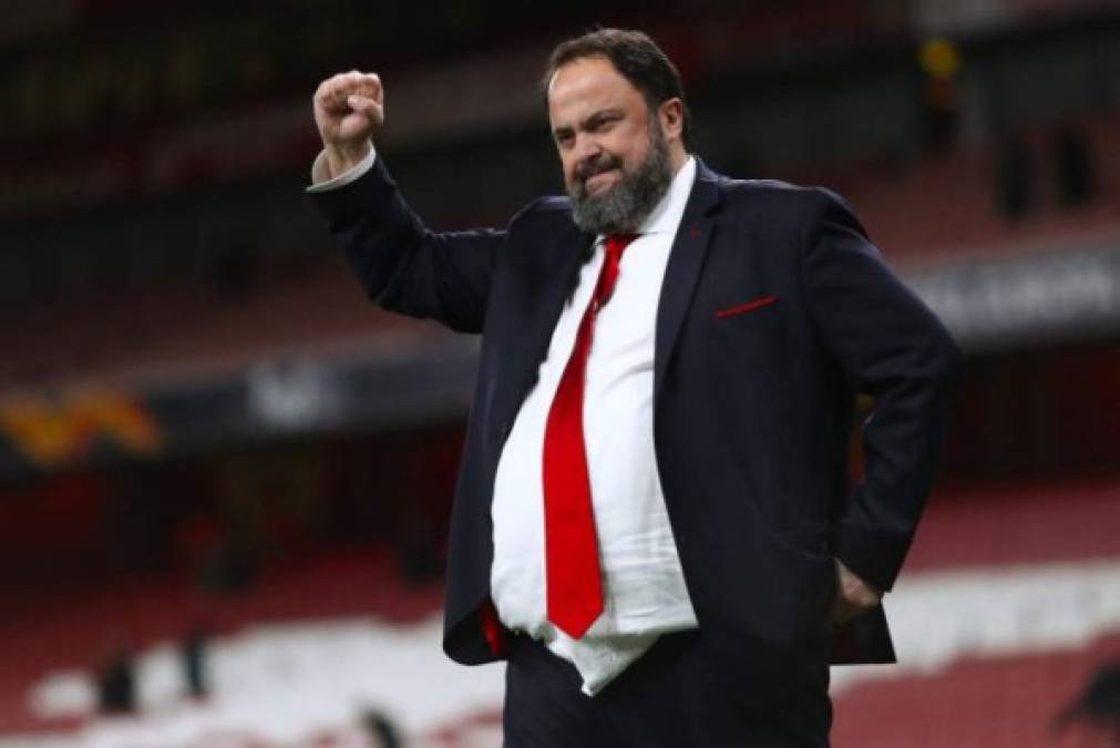 Evangelos Marinakis (propietario Olympiacos): El dueño del club griego dio positivo por coronavirus.