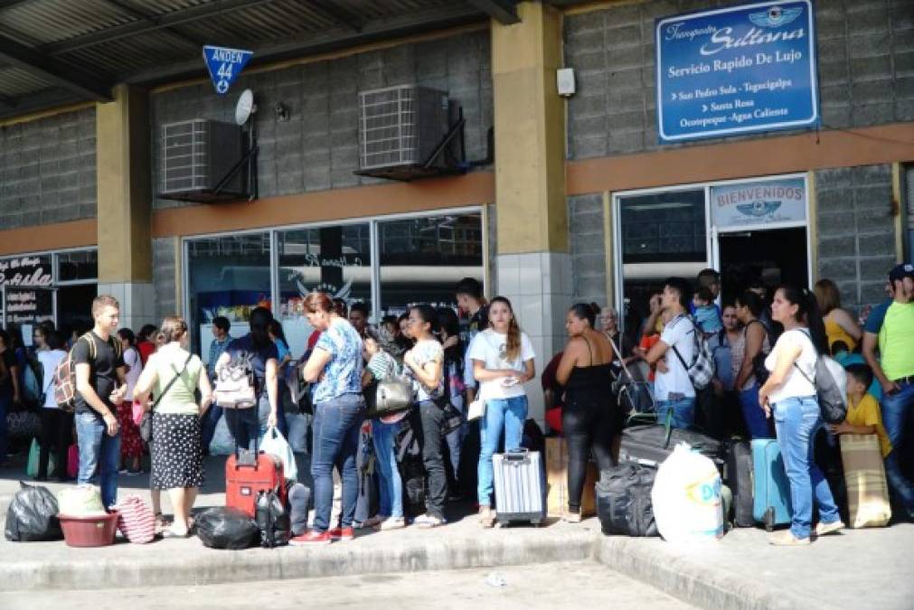 La mayoría de empresas de transporte interurbano comenzaron a funcionar este jueves casi con normalidad en la Gran Central Metropolitana de San Pedro Sula.