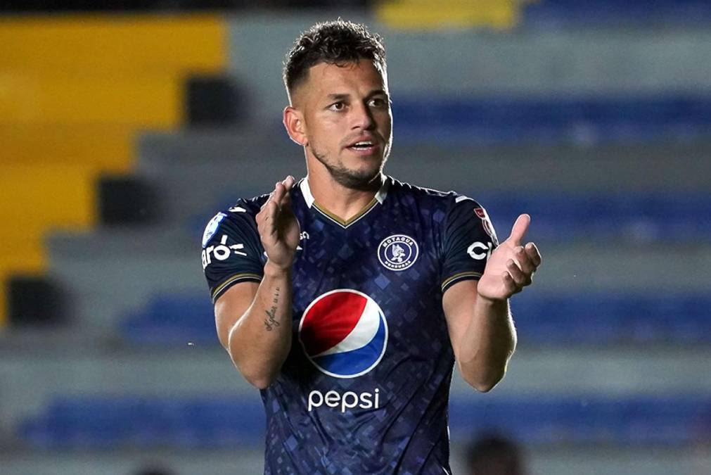 Raúl Marcelo Santos hizo el cuarto penal del Motagua en la tanda de once pasos.