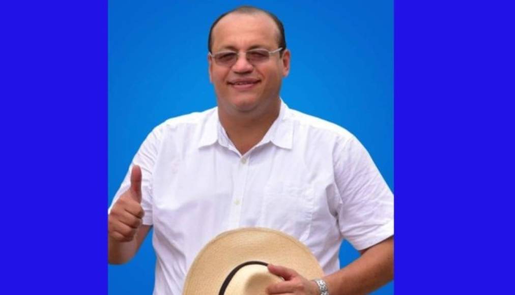 Juan Carlos Leiva del movimiento Unidad y Esperanza que lidera 'Papi a la Orden', Nasry Tito Asfura, busca posicionarse como el candidato a alcalde de Santa Cruz de Yojoa por el Partido Nacional.