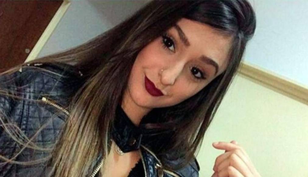 La joven brasileña Ana Karolina Fernández (22) era estudiante de Medicina en la Universidad de Buenos Aires, Argentina.