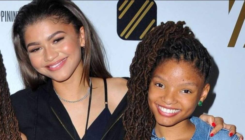 Desde el anunció de su fichaje para el papel de Ariel en 'La Sirenita', Halle Bailey ha recibido las felicitaciones de otras estrellas como Ariana Grande,Willow Smith, Chrissy Teigen, Jordin Sparks o Gigi Hadid.<br/><br/>Zendaya, quien estaba siendo considerada para el rol, también felicitó a la cantante por el proyecto.<br/><br/>La actriz Halle Berry, con quien Bailey fue confundida en primera instancia tras el anuncio de Disney, escribió 'Enhorabuena Halle por esta increíble oportunidad, ¡no podemos esperar a ver lo que hace!'.<br/>