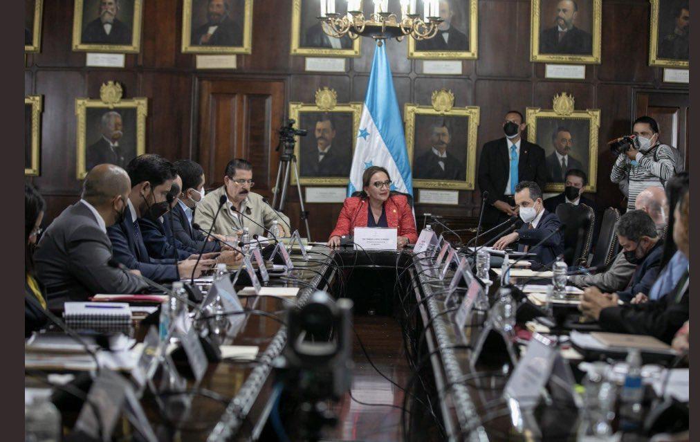 Diputado de Libre asegura que Xiomara Castro hará cambios en su gabinete de Gobierno