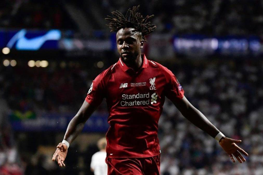 El delantero belga Divock Origi habría aceptado la oferta del AC Milan por lo que se unirá al cuadro rossonero para la próxima campaña. El atacante llegará procedente del Liverpool.