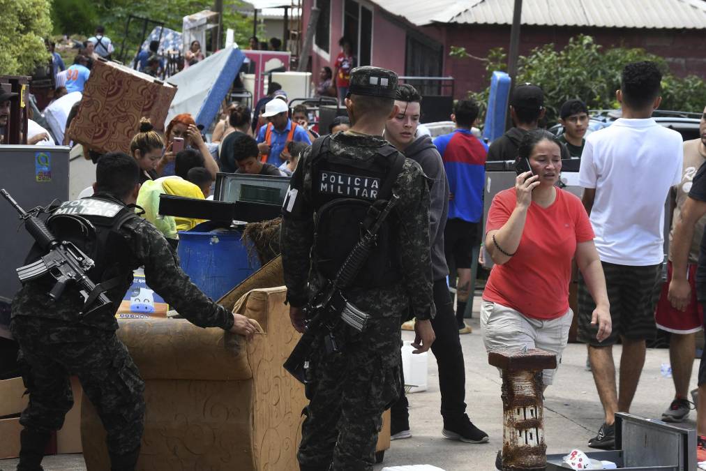 Llanto y desesperanza: así fue el desalojo de los habitantes de colonias de Tegucigalpa tras falla geológica