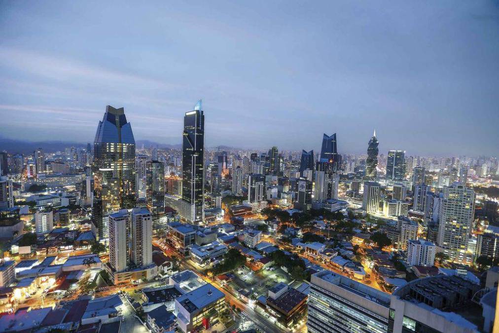 20. Panamá: El popular programa Panamá Stopover de Copa Airlines está de regreso, lo que permite a los viajeros agregar una escala de uno a siete días en ruta a 36 destinos en América del Sur sin costo adicional.