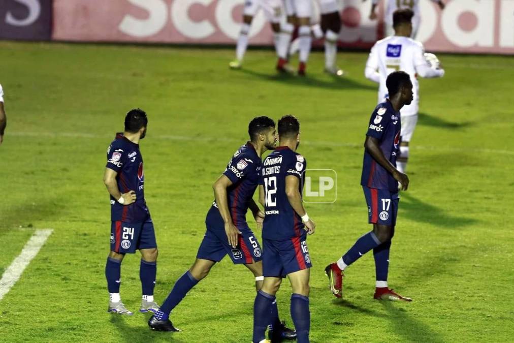 El defensa del Motagua falló en los dos goles de Juan Anangonó sobre el final del primer tiempo y fue señalado por Diego Auzqui.