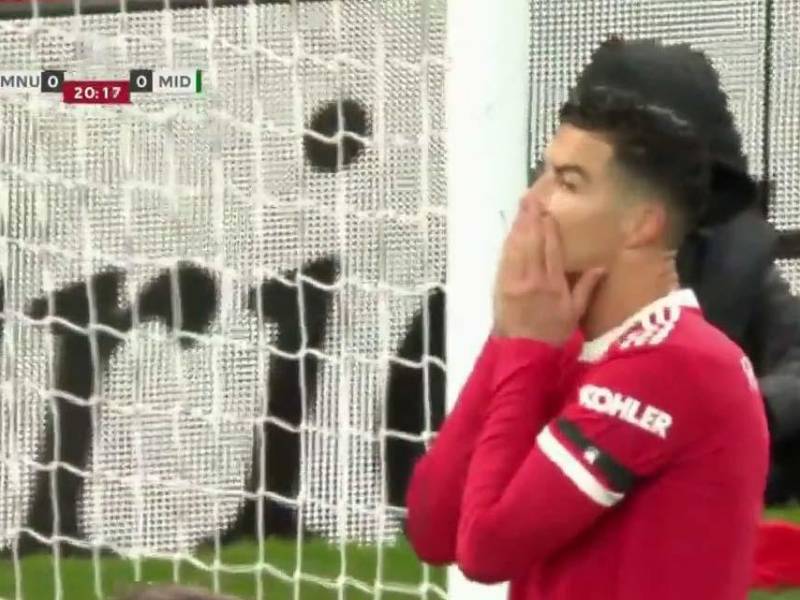 CR7 lamentó el penal errado.