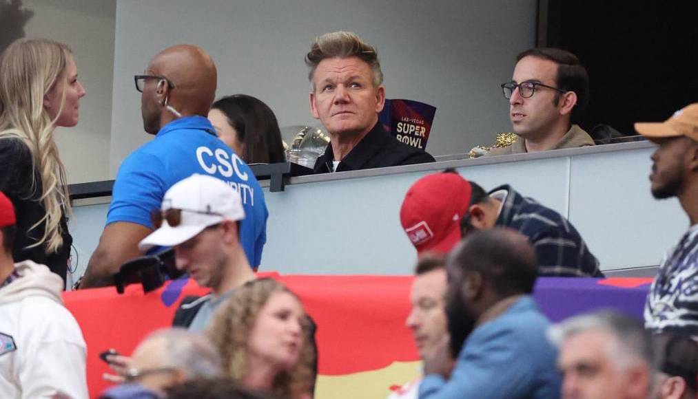El chef británico Gordon Ramsay ha sido captado en uno de los palcos del estadio Allegiant Stadium de Las Vegas, Nevada.