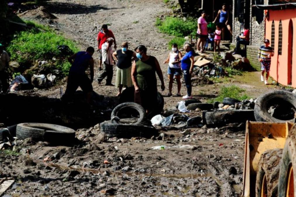 Los departamentos de Cortés y Yoro (norte), Santa Bárbara, Copán, Ocotepeque, Lempira e Intibucá (occidente), La Paz y Comayagua (centro), Choluteca y Valle (sur) y El Paraíso (oriente) se mantienen bajo alerta verde.