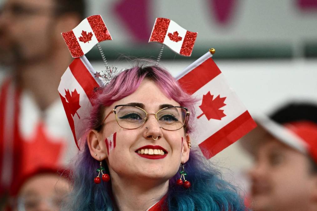 Esta fue una de las guapas seguidoras de Canadá que llamó la atención de muchos.