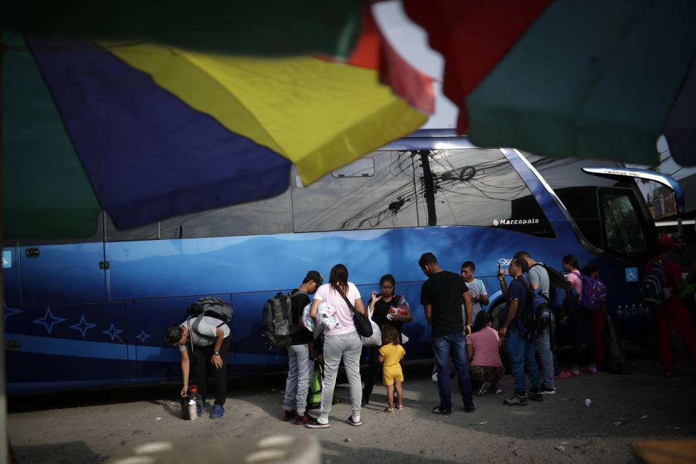 Para llegar a Honduras, donde están de paso, los migrantes venezolanos han viajado en bus por Panamá, Costa Rica y Nicargua.