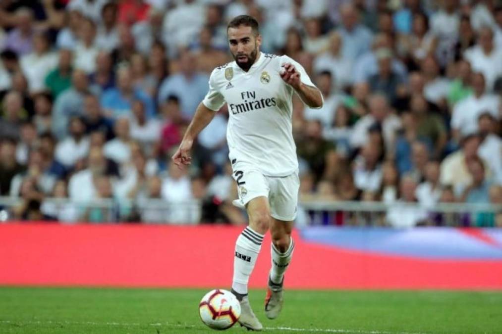 The Sun deja a la defensa igual con el español Dani Carvajal en el lateral derecho.