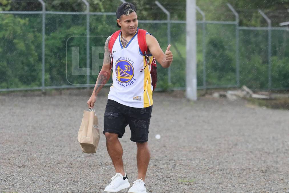 El centrocampista Germán “Patón” Mejía podría dejar las filas del Olimpia ya que tiene la posibilidad de llegar a un equipo de la Superliga de Grecia. El contención tiene seis meses de contrato con los albos. 