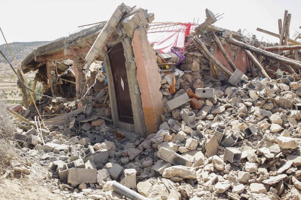 La Cruz Roja Internacional alertó este sábado que <b>Marruecos</b> podría necesitar “meses e incluso años” de ayuda para reconstruir las zonas afectadas por el sismo.