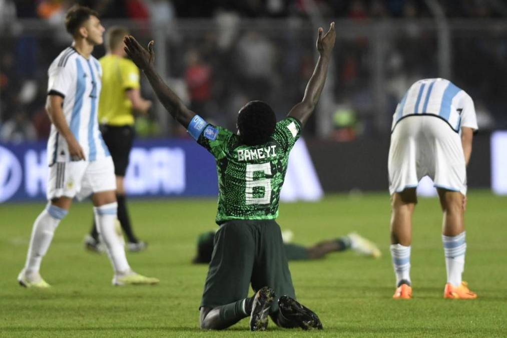 Polémica: Daniel Bameyi, capitán de Nigeria en el Mundial Sub-20, fue inscripto en la FIFA como jugador del Yum Yum FC, un club que ¡NO EXISTE! En redes sociales comienza a circular la información que Argentina perfectamente podría denunciar y tendría opciones de ganar el partido.