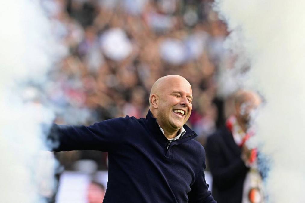 El entrenador del Feyenoord, <b>Arne Slot</b>, según el Daily Mail, se convertirá en el nuevo estratega del Tottenham.