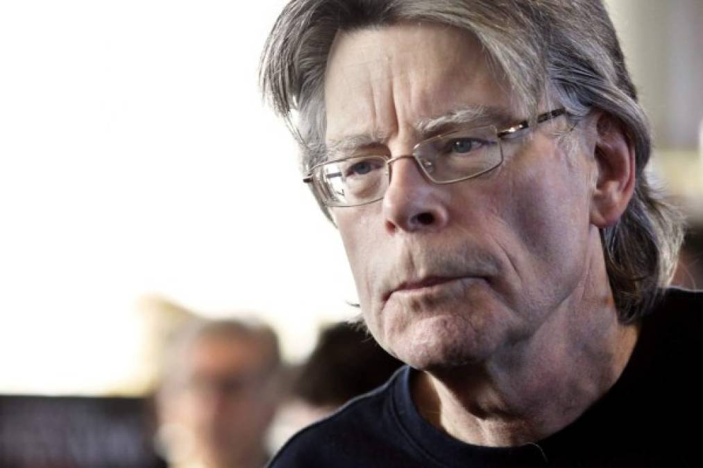 'La única cosa que quizá pararía esto es que Donald Trump admitiera su derrota en las elecciones', resumió el escritor Stephen King en Twitter.