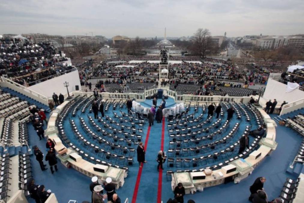 Así luce el escenario de la toma de posesión.