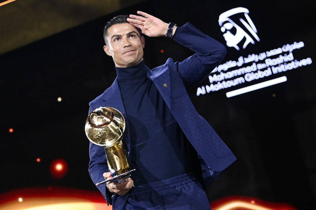 Sin embargo, hace unos días brilló en los Globe Soccer, donde fue reconocido con tres premios y donde Erling Haaland se llevó el del Mejor Jugador del año.