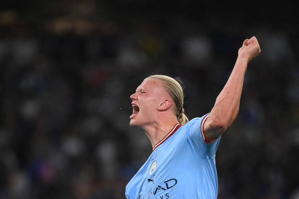 Tras el pitazo final, Erling Haaland celebró a lo grande el consagrarse campeón de la UEFA Champions League.