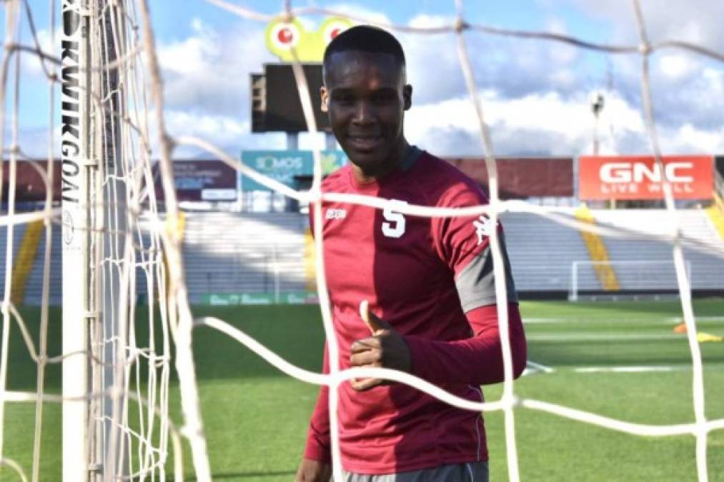 Román Rubilio Castillo (Saprissa/Costa Rica) - El delantero está empezando a despuntar en el fútbol tico. Suma tres goles en seis partidos.